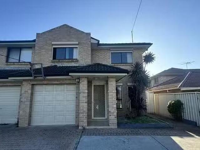 House for rent in Canley Heights, New South Wales