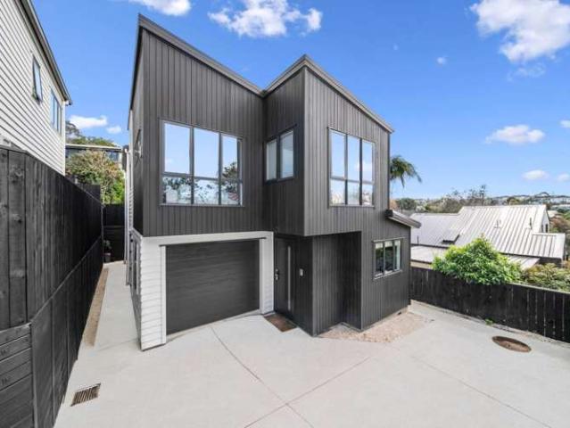 House for sale in Whangaparaoa