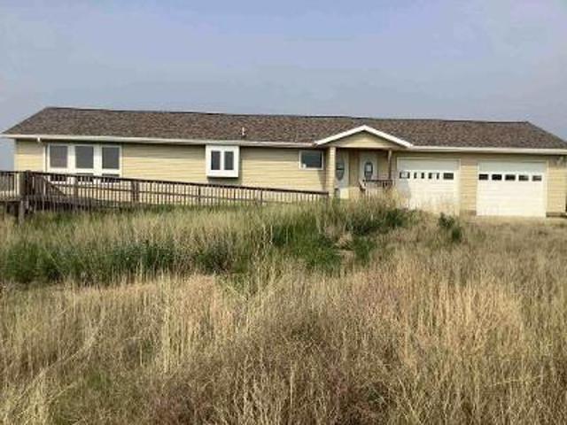 House for sale in Hebron, North Dakota