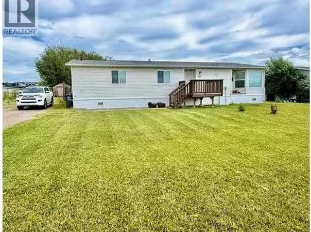 House for sale in Dawson Creek, British Columbia