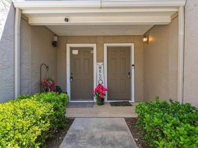 Townhouse for sale in Frisco, Texas