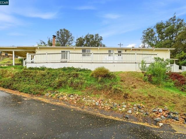 House for sale in Jamestown, California