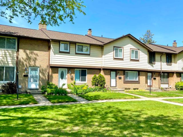 Condo for sale in Sterling Heights, Michigan