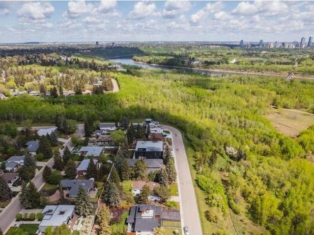 House for sale in Edmonton