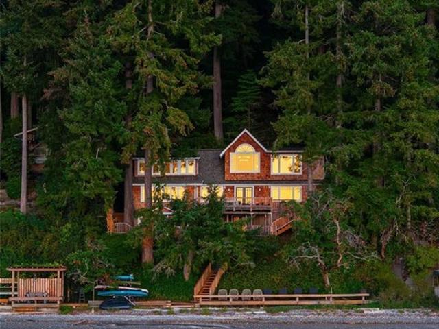 House for sale in Fletcher Bay, Bainbridge Island