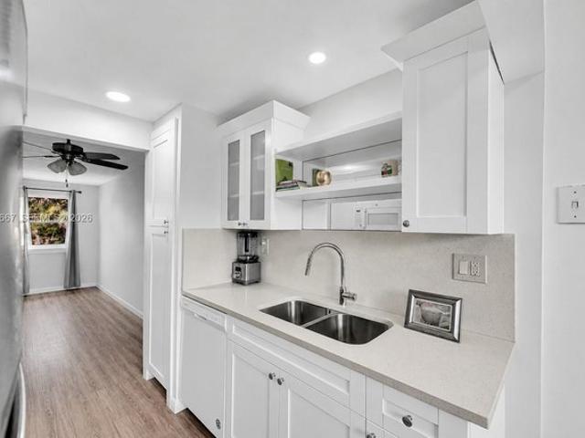 Condo for sale in Tamarac, Florida