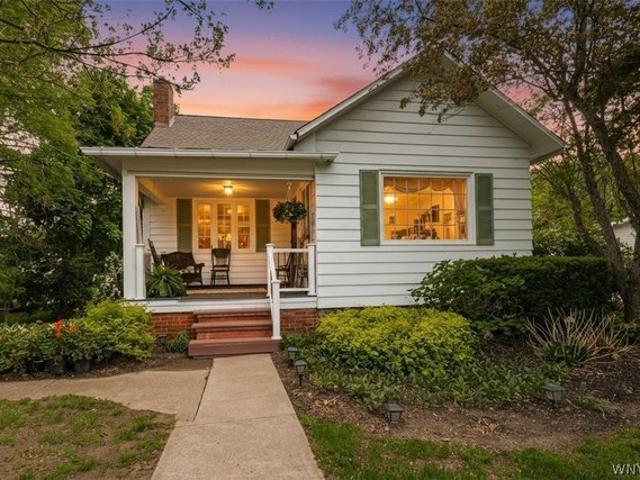 House for sale in Niagara, New York