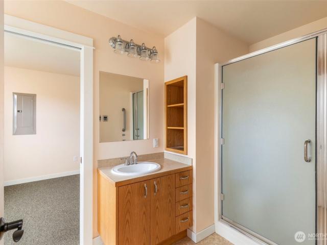 House for sale in Washington