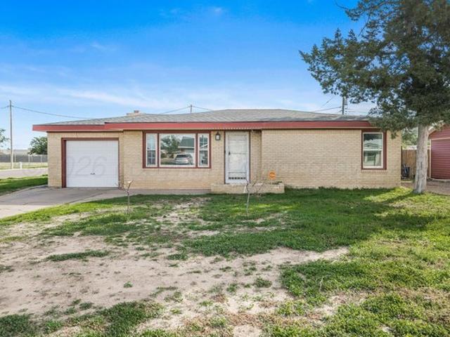 House for sale in Hereford, Deaf Smith County