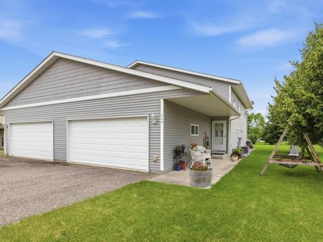 House for sale in Mcleod, Minnesota