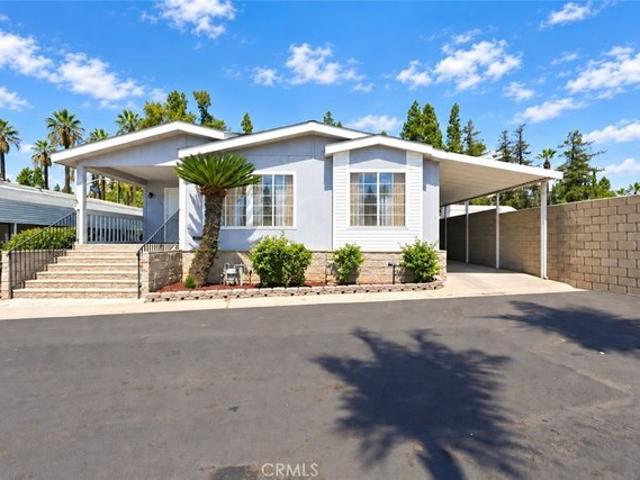 House for sale in Azusa, California