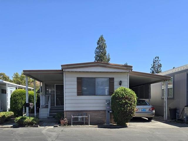 House for sale in Azusa, California