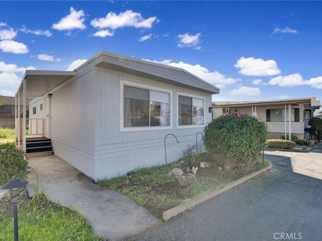 House for sale in Azusa, California