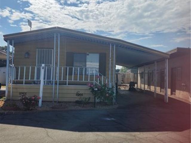 House for sale in Azusa, California