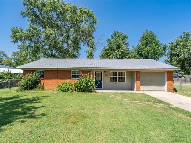 House for sale in Siloam Springs, Benton County