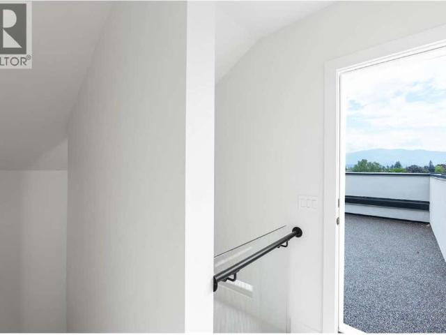 Townhouse for sale in Winfield, British Columbia