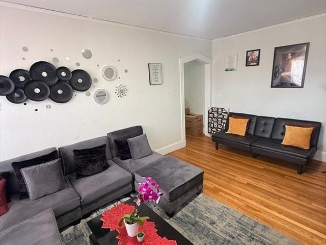 Apartment for rent in Arlington, Massachusetts