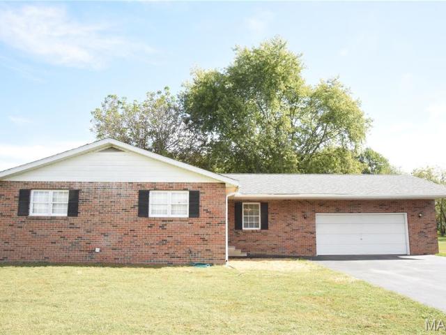 Property for sale in Staunton, Illinois