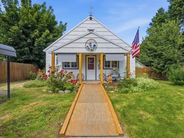 House for sale in Kettle Falls, Washington