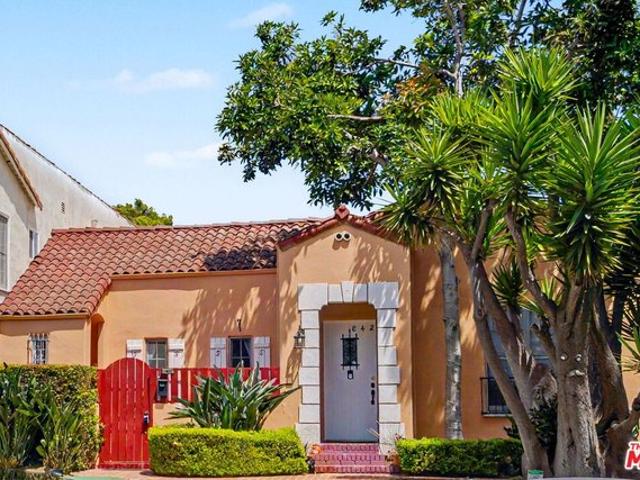 House for sale in Canoga Park, California
