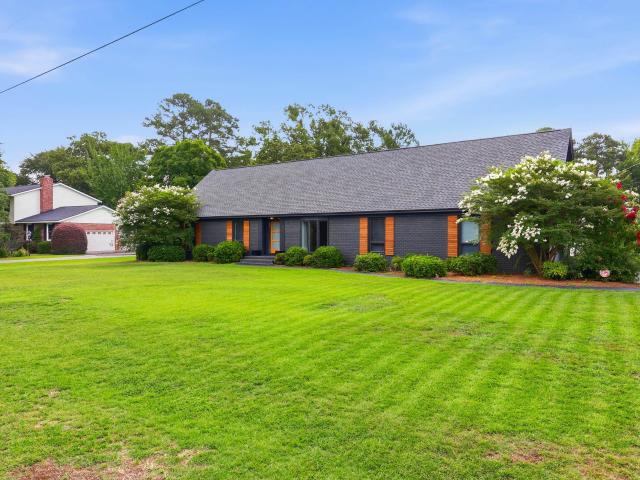 House for sale in Effingham, South Carolina