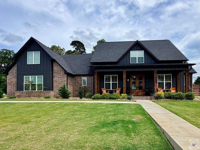 House for sale in Texarkana, Texas