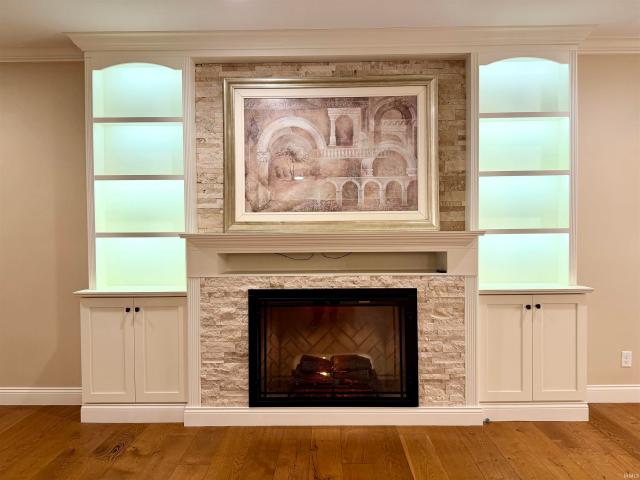 Condo for sale in Newburgh, Indiana