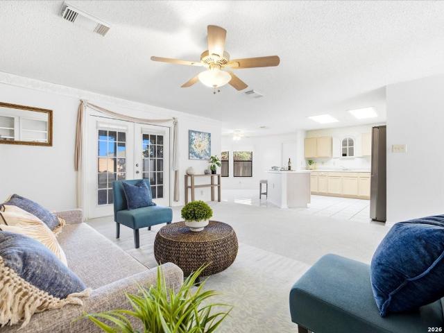 House for sale in Universal City, Texas