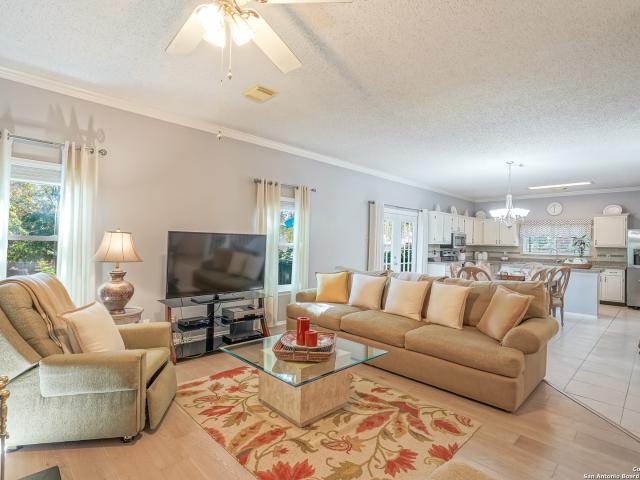 House for sale in Universal City, Texas