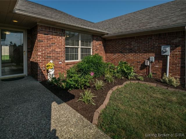 Condo for sale in Sellersburg