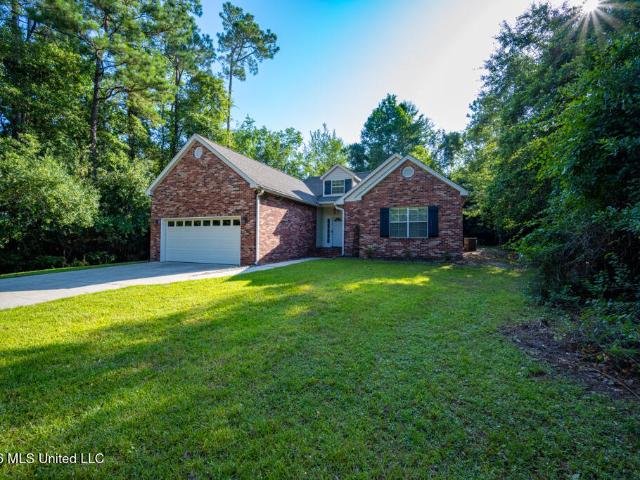 House for sale in Diamondhead, Mississippi