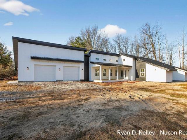 House for sale in Stanwood, Michigan