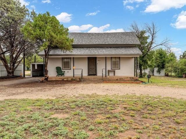 House for sale in Howard, Texas