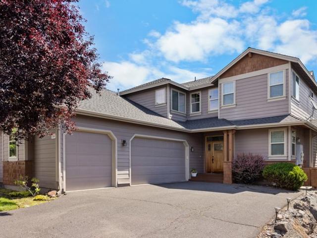 Townhouse for sale in Redmond, Deschutes County
