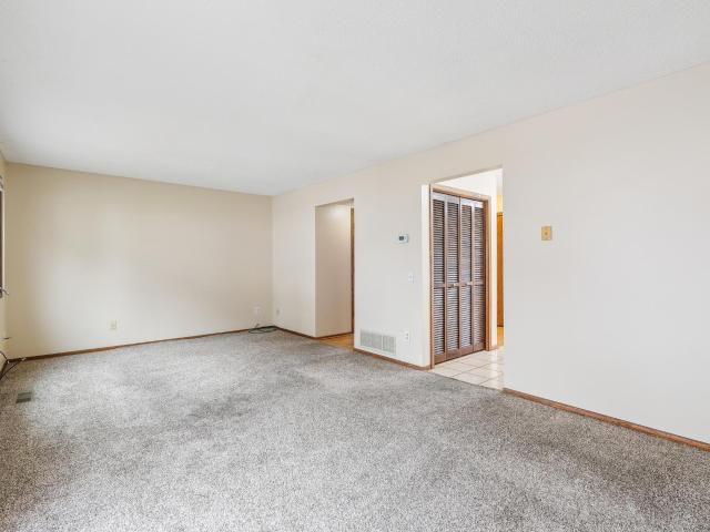Townhouse for sale in Bloomington Of Minnesota