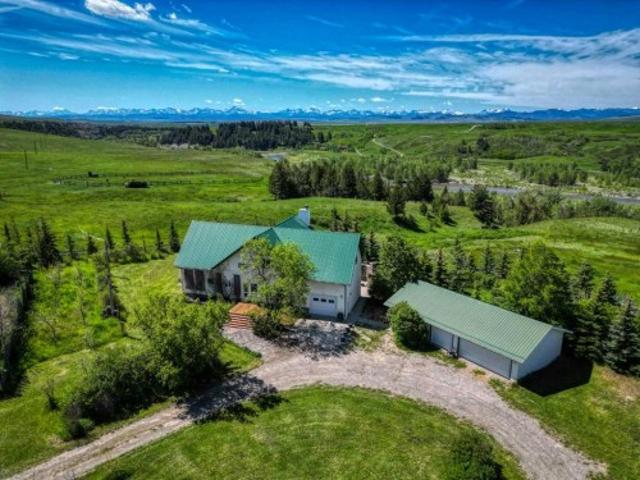 House for sale in Alberta