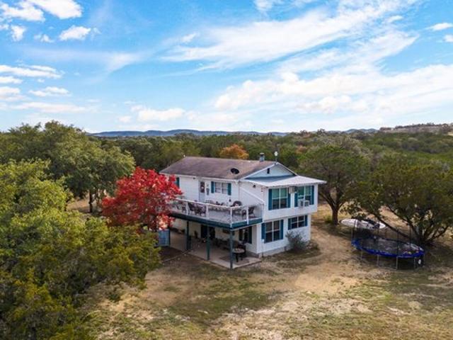 Farm for sale in Bandera, Bandera County