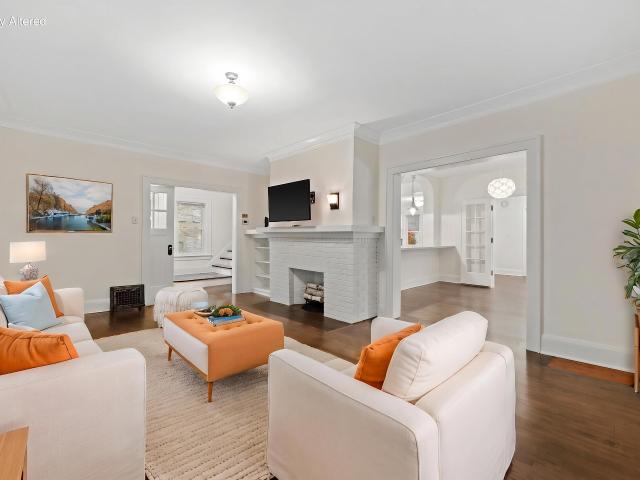 House for sale in Ludington Commons, Wauwatosa