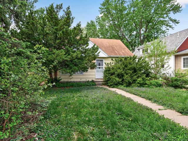 House for sale in Hennepin, Minnesota