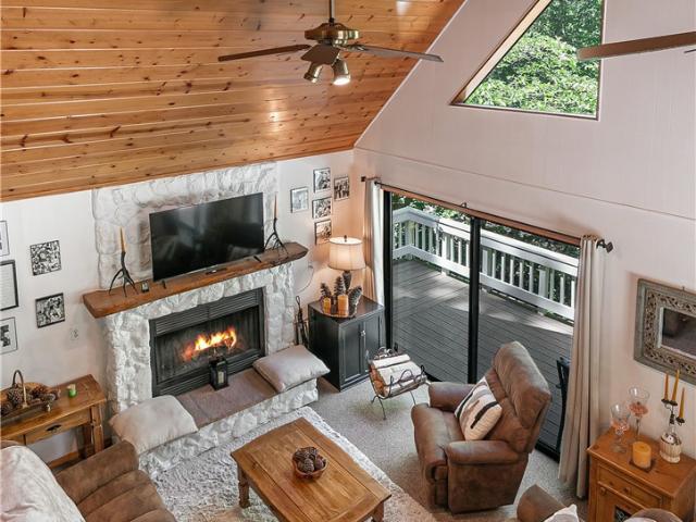 House for sale in Cedar Glen, California