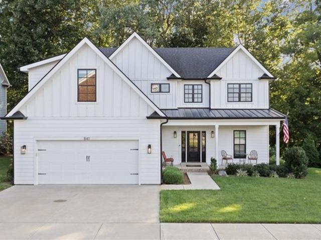 House for sale in Bowling Green, Warren County
