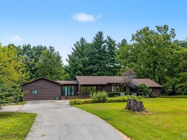 House for sale in Laclede, Missouri