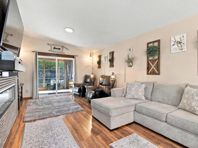 House for sale in Owatonna, Steele County