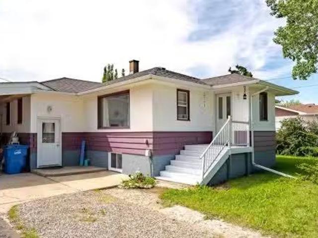 House for sale in Carstairs, Alberta