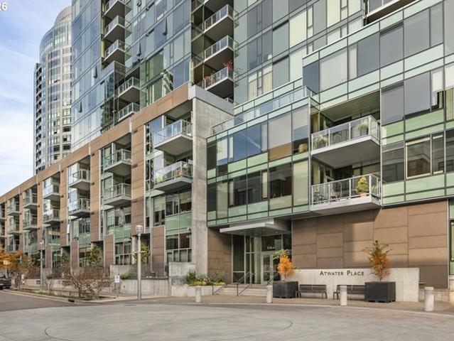 Condo for sale in Oregonia