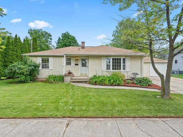 House for sale in Menasha, Wisconsin