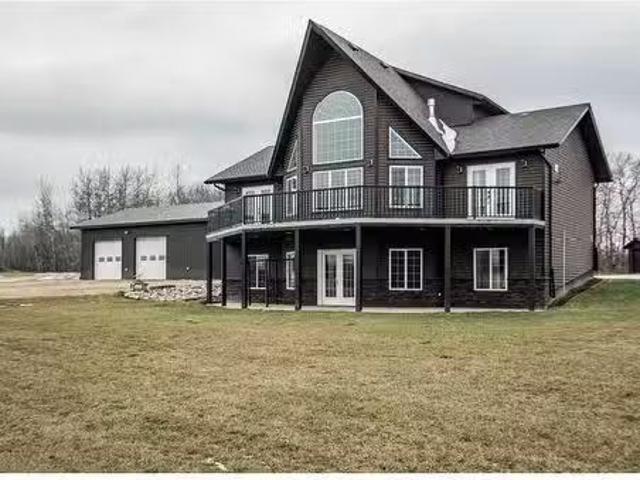 House for sale in Alberta
