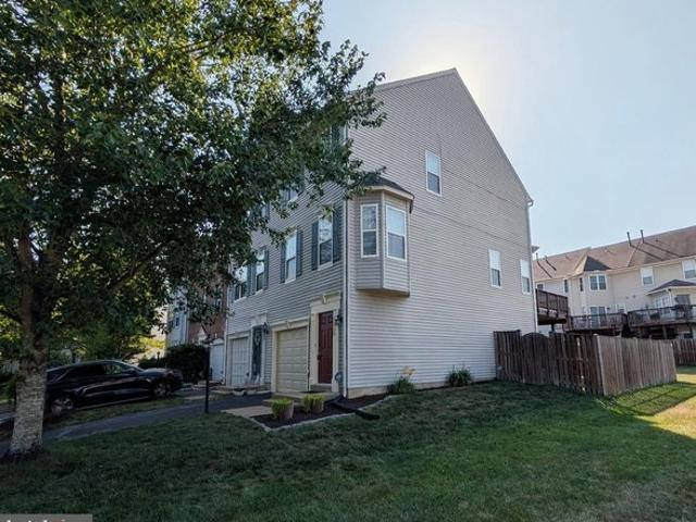 Townhouse for sale in Virginia