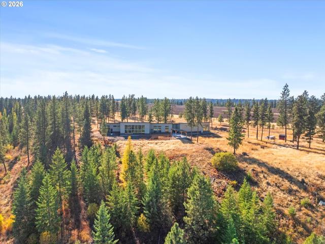 House for sale in Flora, Enterprise