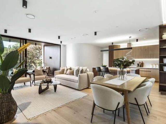 Apartment for sale in Whangaparaoa